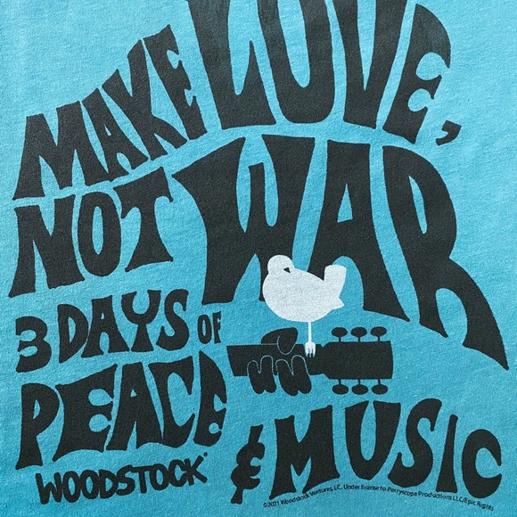 Woodstock ‘Make Love Not War’ Crop - Picture 2 of 2